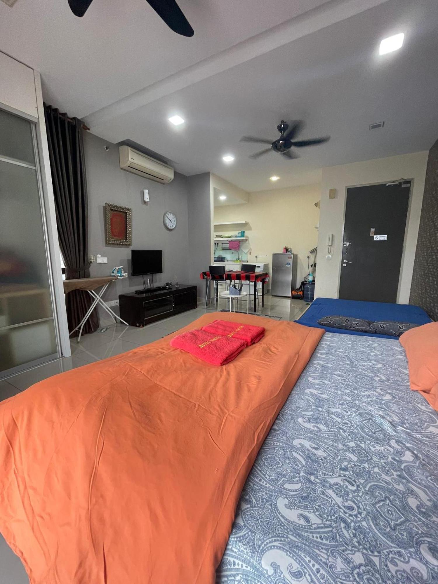 Urban 360 Studio Love Rara Suite Homestay Batu Caves Экстерьер фото